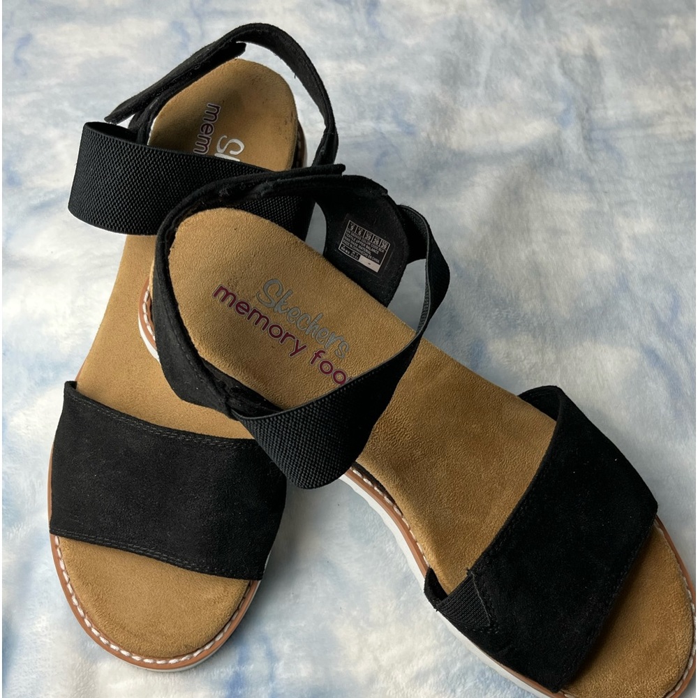 Skechers Memory Foam Size 9 - image 2